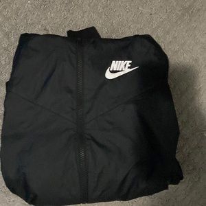 Nike Mens Black Windbreaker